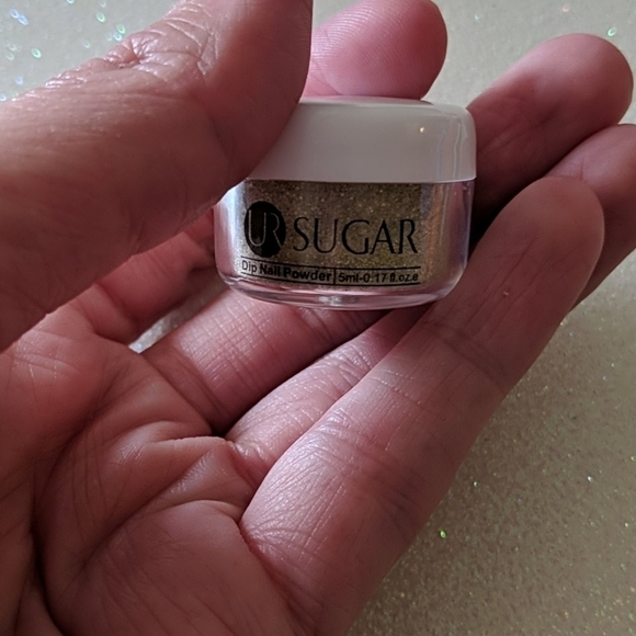 Gold matte effect nail dip powder - Picture 5 of 5